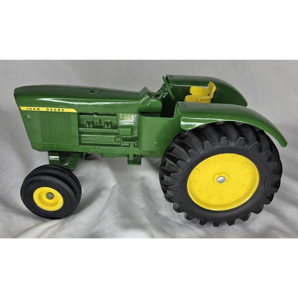1980s ERTL John Deere 5020 Diecast 1/16 Scale Farm Toy Tractor #555